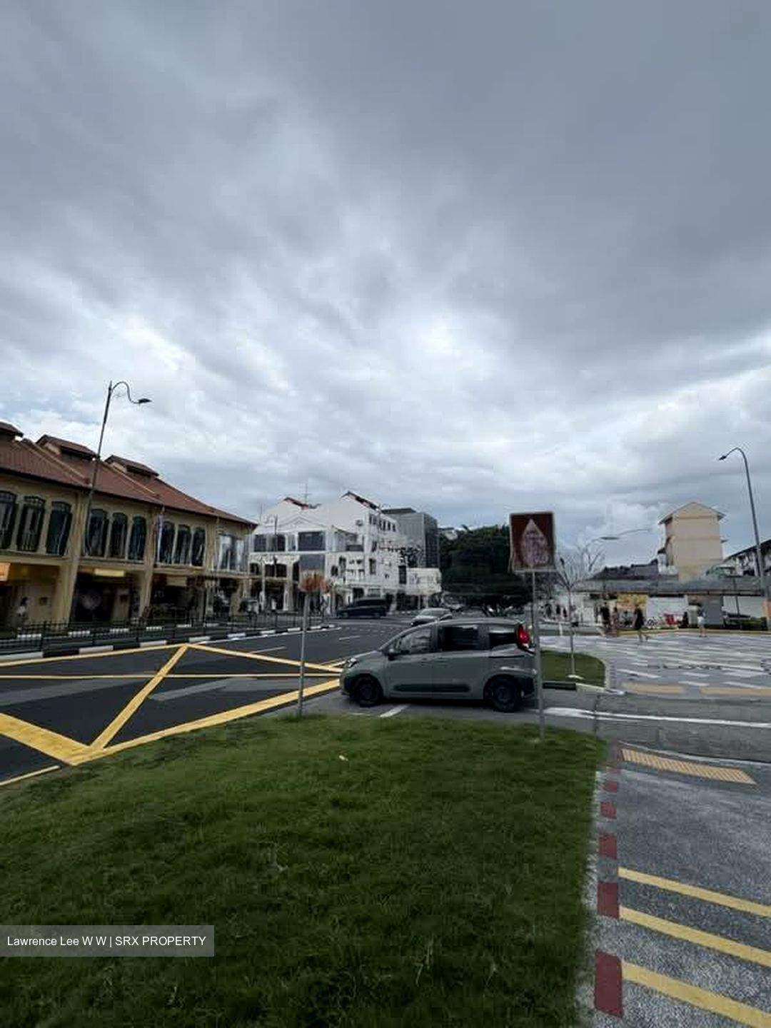 Eastgate (D15), Retail #534422331